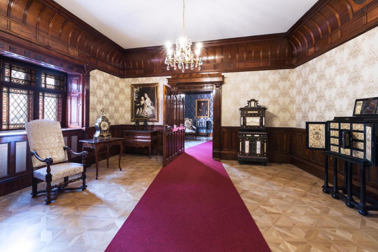 Palace Art Hotel Pezinok Luaran gambar