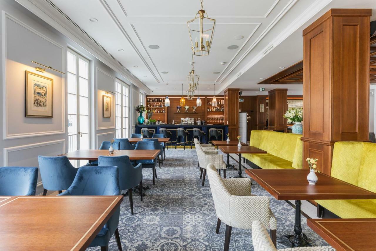 Palace Art Hotel Pezinok Luaran gambar